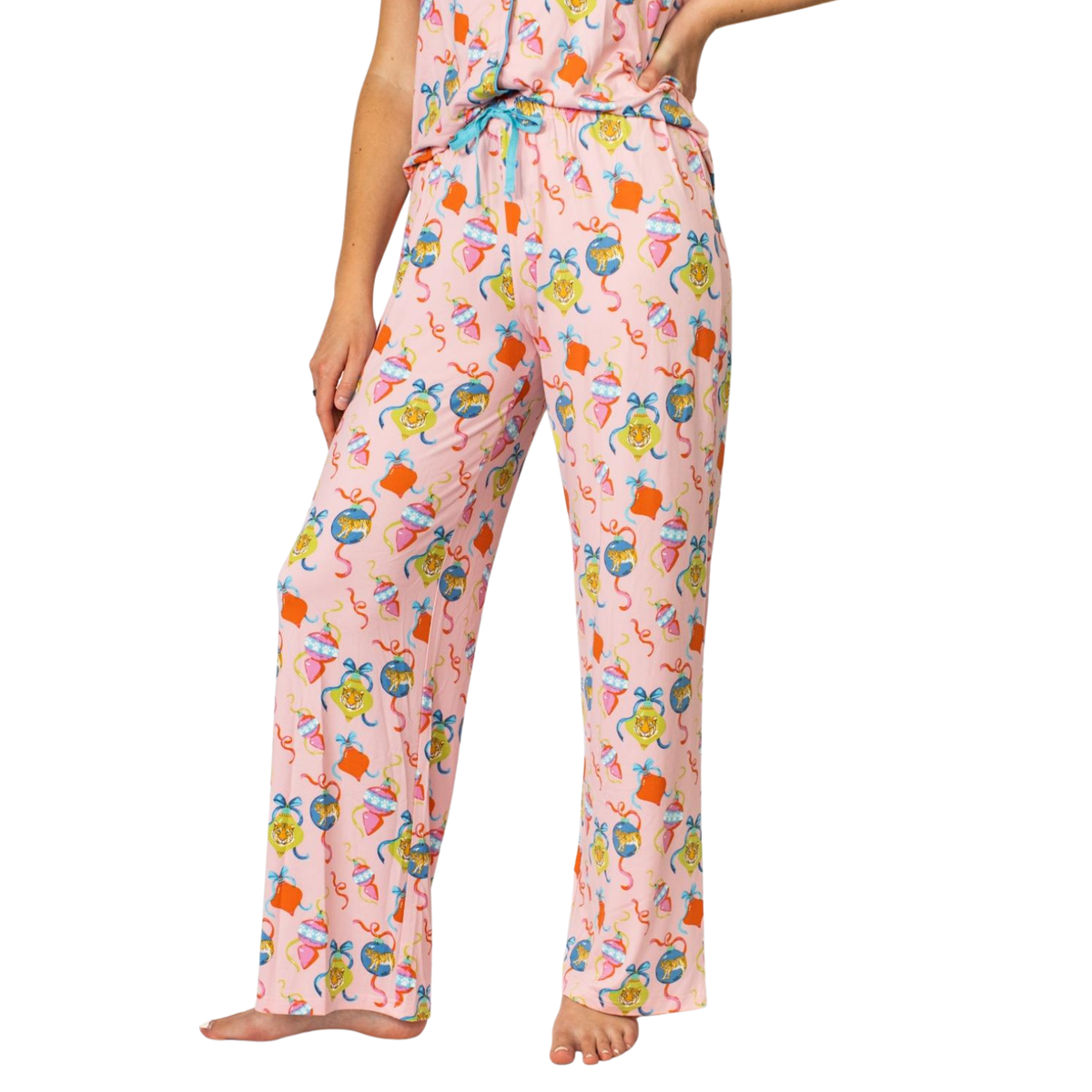 Tinsel and Tiger Short Sleeve Button Up Sleep Shirt & Pants