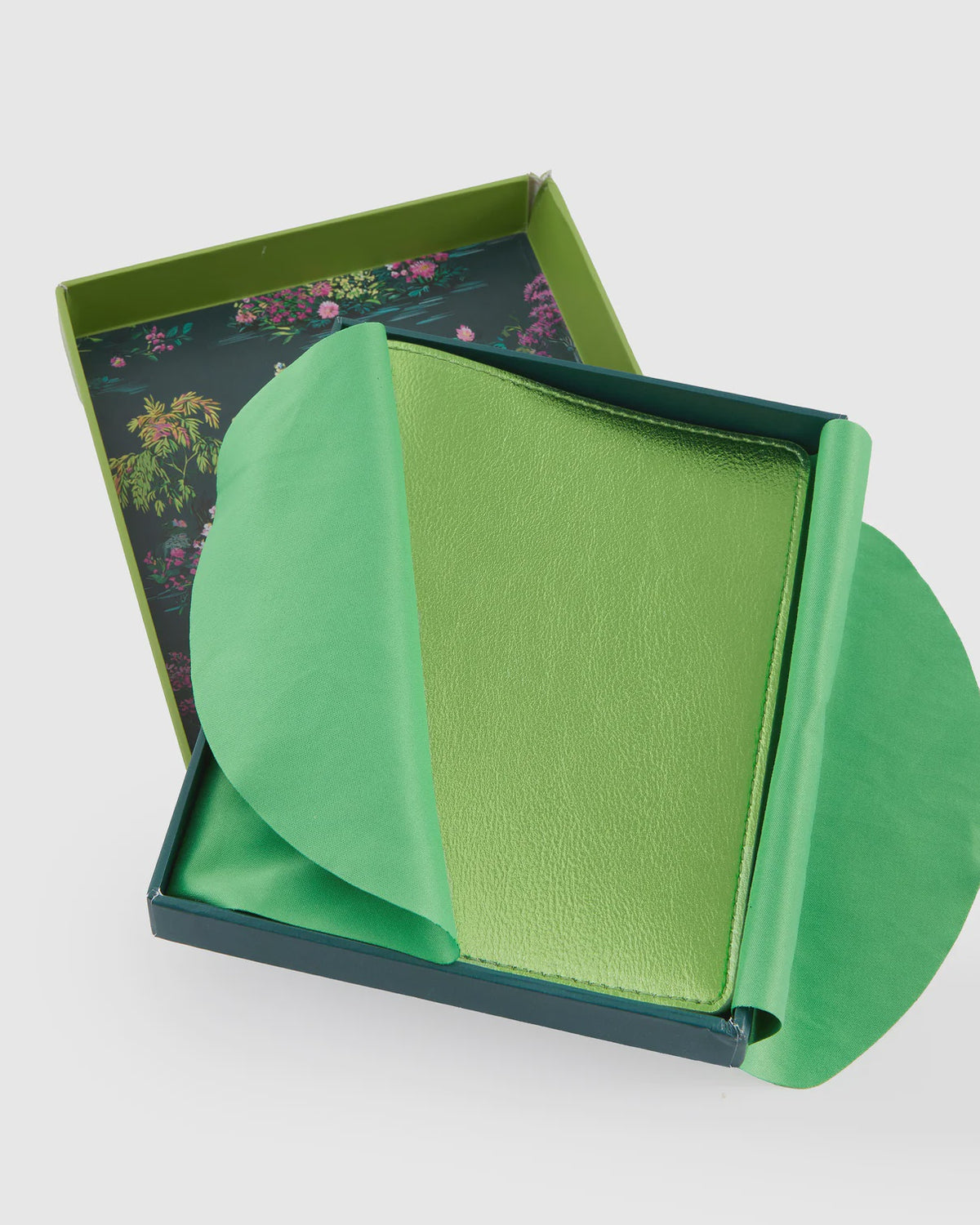 Metallic Green Mahjong Card Folio